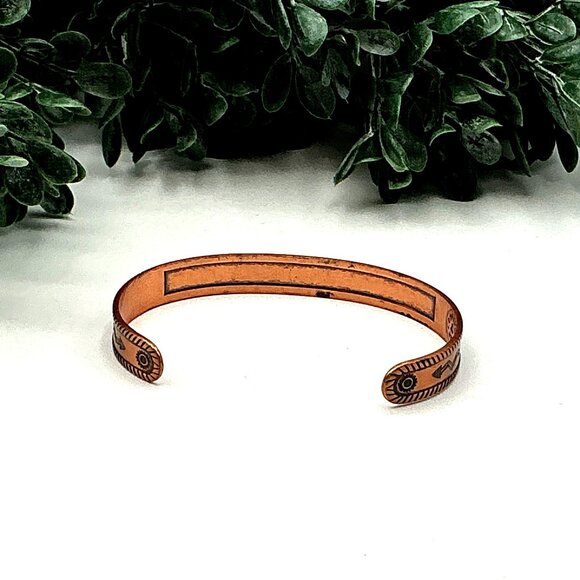 Vintage Copper Cuff Bracelet With Arrow Southwest Engraved Design - Picture 5 of 5